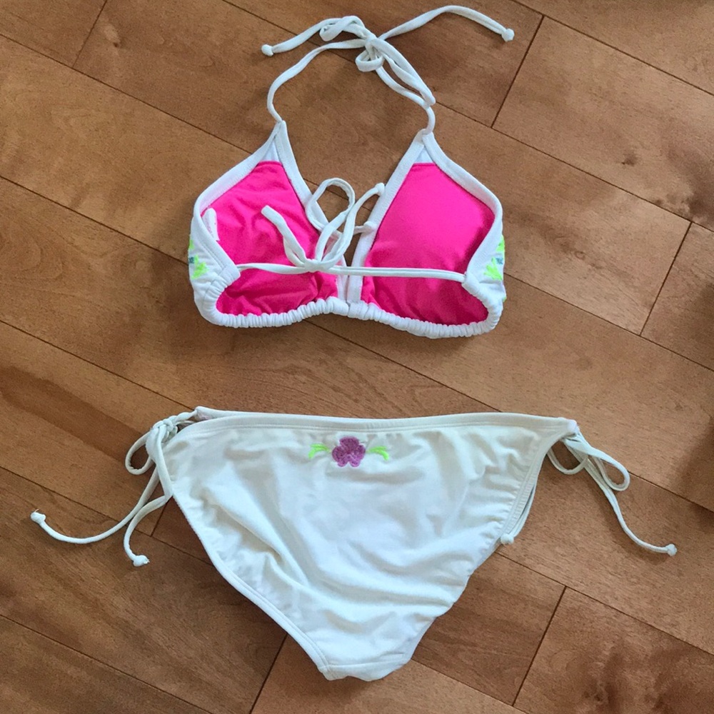 Cute Floral Bathing Suit - Picture 3 of 6